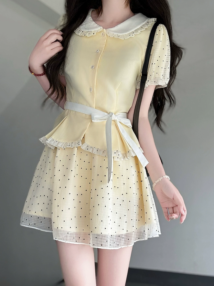 Original JK Uniform Yellow Doll Collar Top with Pudding Bear and Polka Dot Skirt Set - Women's Summer College Style Original JK Uniform Yellow Doll Collar Top with Pudding Bear and Polka Dot Skirt Set - Women's Summer College Style
