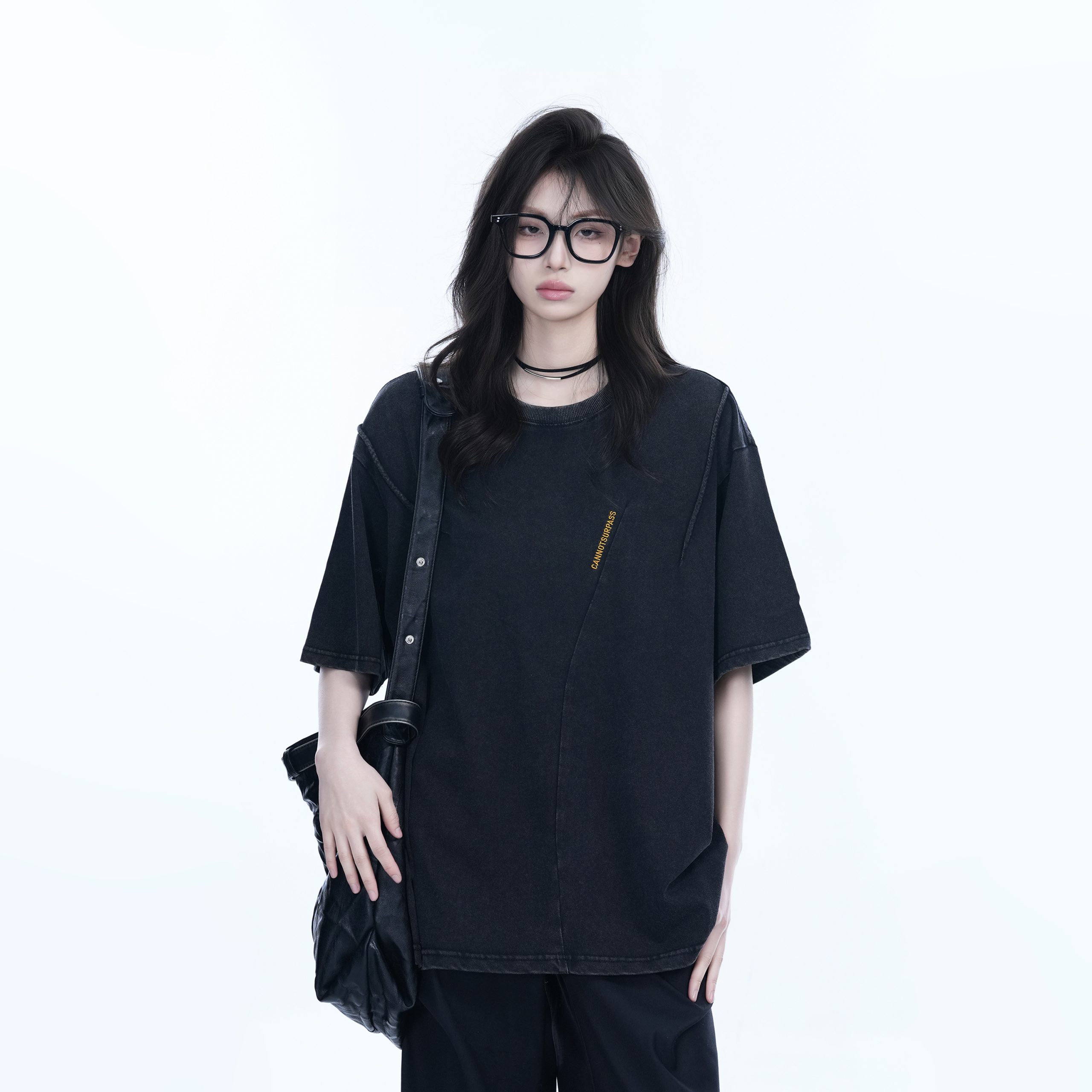 Oversized American Retro Style Short Sleeve T-Shirt for Women - "Sit and Eat Until the Mountains Are Empty" Vintage-Inspired Design Oversized American Retro Style Short Sleeve T-Shirt for Women - "Sit and Eat Until the Mountains Are Empty" Vintage-Inspired Design