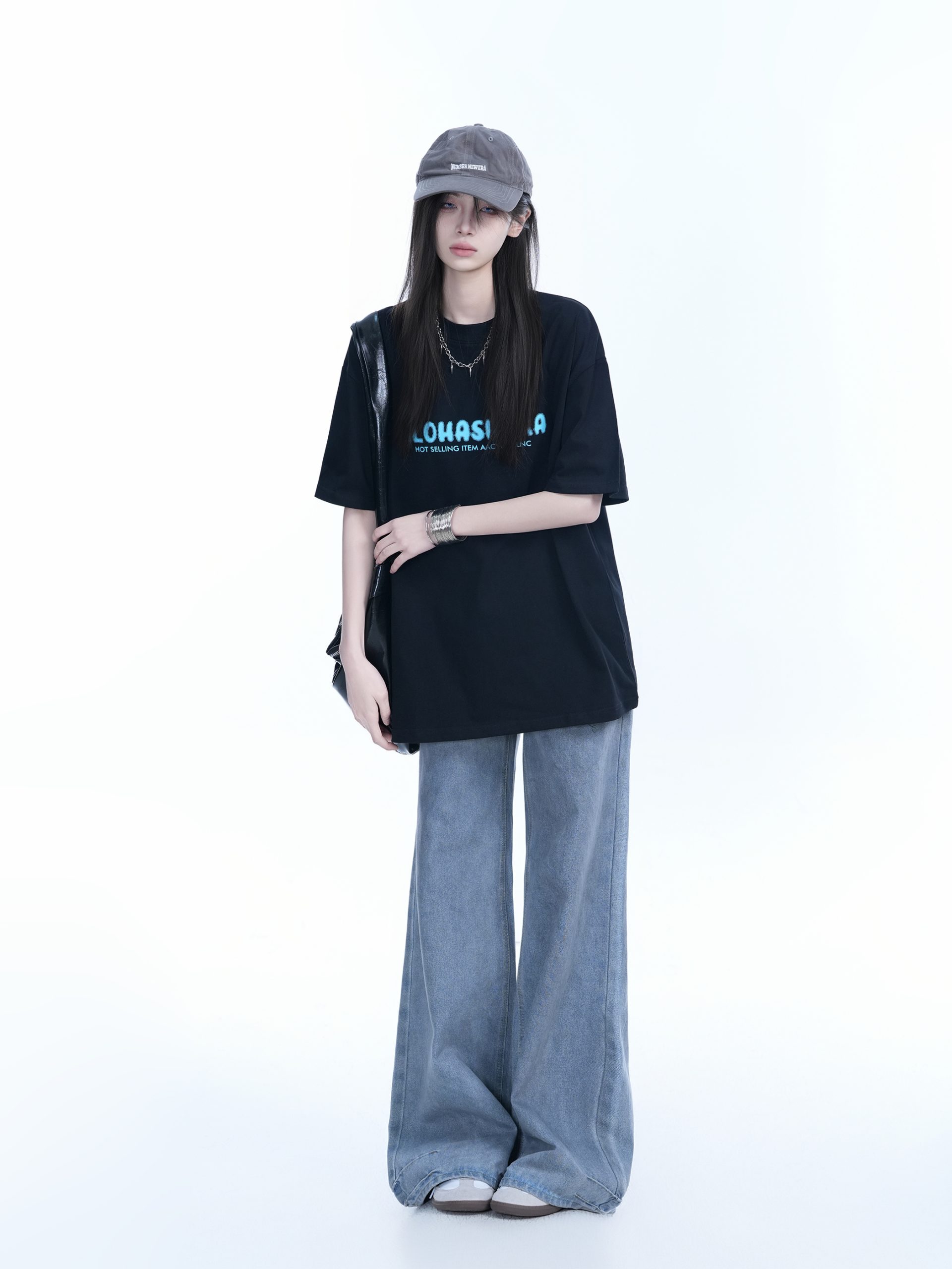 Oversized American Street Style Heavy Short-Sleeve T-Shirt for Women - "Sit and Eat Until the Mountains Are Empty", Casual Y2K Fashion Oversized American Street Style Heavy Short-Sleeve T-Shirt for Women - "Sit and Eat Until the Mountains Are Empty", Casual Y2K Fashion