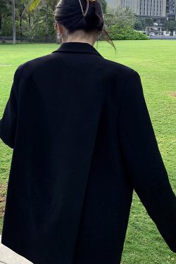 Oversized Gray Suit Jacket for Women, Loose Fit Blazer, Elegant Slimming Design, High-End Street Fashion, 2025 Spring Autumn Collection