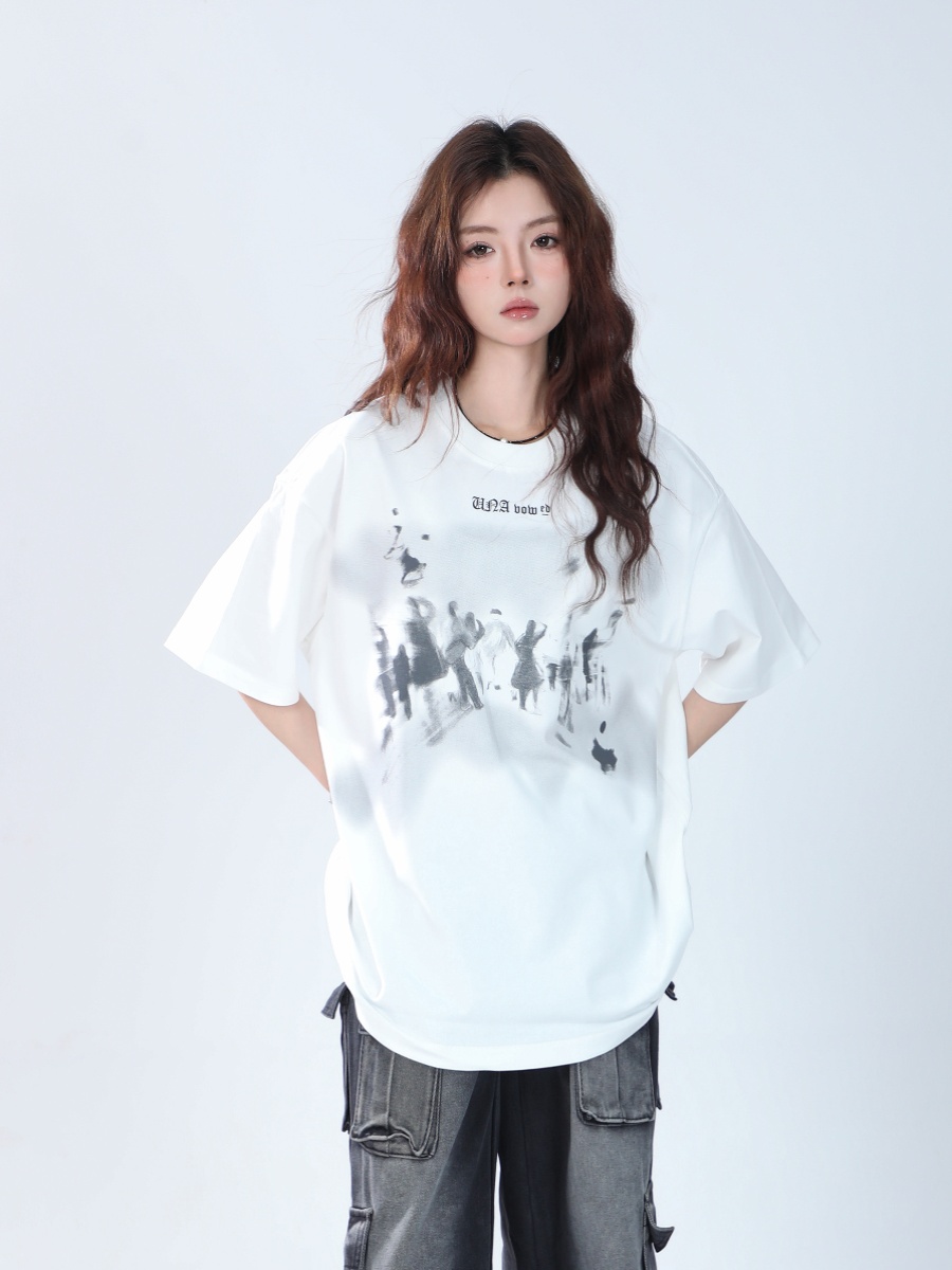 Oversized Hip Hop T-Shirt for Women - "Sit and Eat Until the Mountains Are Empty" European High Street Style Short Sleeve Top Oversized Hip Hop T-Shirt for Women - "Sit and Eat Until the Mountains Are Empty" European High Street Style Short Sleeve Top