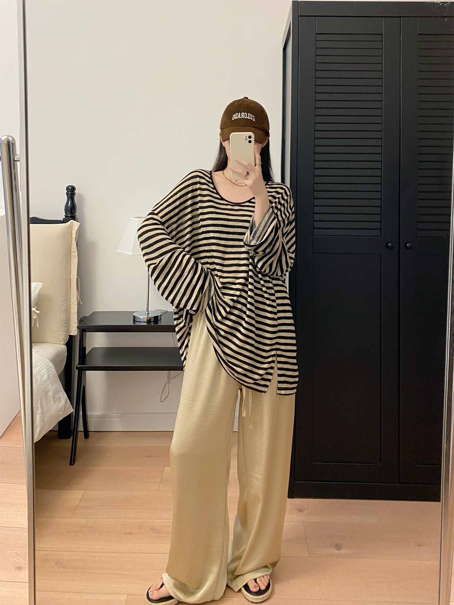Oversized Striped U-Neck T-Shirt for Women - Sun Grapefruit Color, Thin Long Sleeve, Korean Style Summer Top for Sun Protection Oversized Striped U-Neck T-Shirt for Women - Sun Grapefruit Color, Thin Long Sleeve, Korean Style Summer Top for Sun Protection