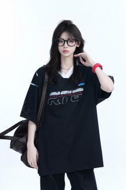 Oversized V-Neck Short Sleeve T-Shirt for Women - American Street Style with "Sit and Eat Until the Mountains Are Empty" Graphic