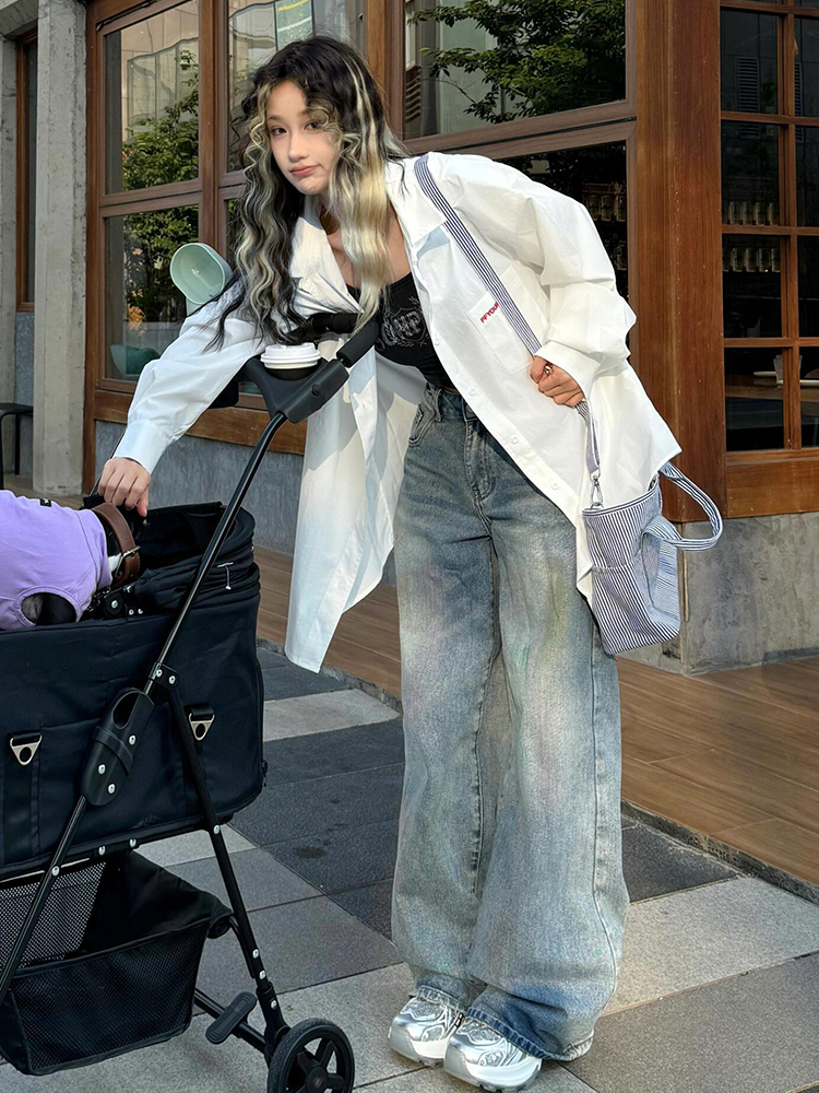 Oversized White Casual Shirt Jacket for Women - Spring Sun Protection, American Street Style, Loose Fit, Lazy Style Fashion Top Oversized White Casual Shirt Jacket for Women - Spring Sun Protection, American Street Style, Loose Fit, Lazy Style Fashion Top