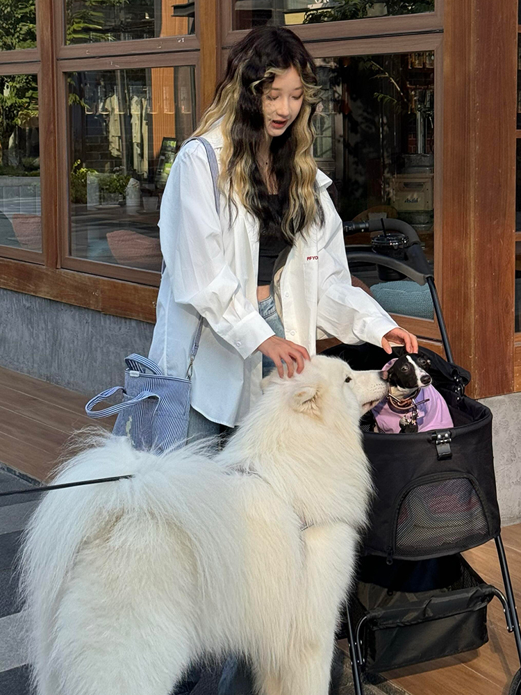 Oversized White Casual Shirt Jacket for Women - Spring Sun Protection, American Street Style, Loose Fit, Lazy Style Fashion Top Oversized White Casual Shirt Jacket for Women - Spring Sun Protection, American Street Style, Loose Fit, Lazy Style Fashion Top