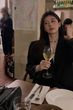 Petite Black Suit Jacket for Women - 2025 New High-End Casual Blazer for Spring and Autumn Fashion