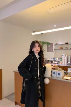 Petite Double-Sided Cashmere Wool Coat with Horn Buttons for Women - High-End Feel Autumn Winter 2024 Woolen Jacket