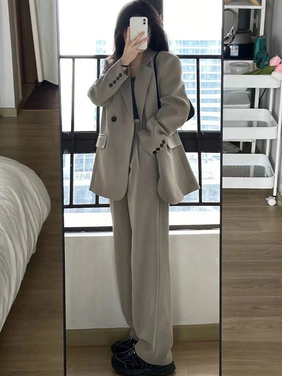 Petite Gray Suit Set for Women - Casual Blazer & Wide-Leg Pants, High-End Feel, Stylish 2025 Fashion Petite Gray Suit Set for Women - Casual Blazer & Wide-Leg Pants, High-End Feel, Stylish 2025 Fashion