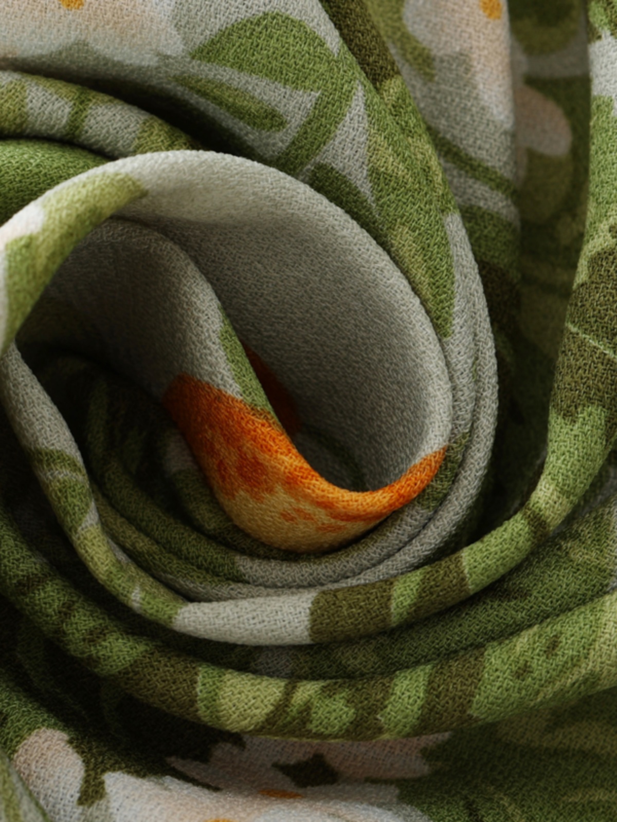 Petite Green Ruffled French-Style Vacation Dress 2025 Summer Collection for Women Petite Green Ruffled French-Style Vacation Dress 2025 Summer Collection for Women