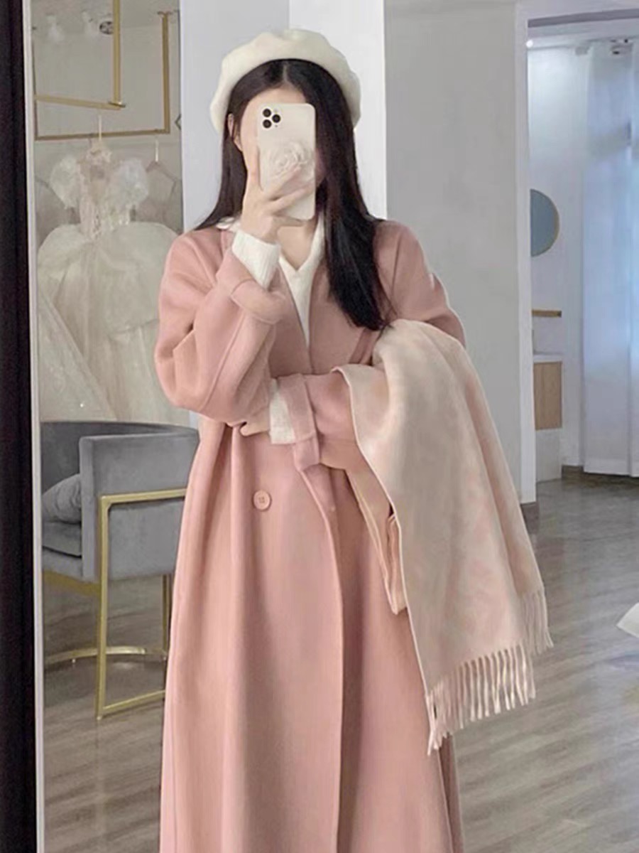 Petite Hepburn-Style Black Double-Faced Cashmere Coat for Women, Mid-Length Woolen Outerwear for Autumn/Winter 2024 Petite Hepburn-Style Black Double-Faced Cashmere Coat for Women, Mid-Length Woolen Outerwear for Autumn/Winter 2024