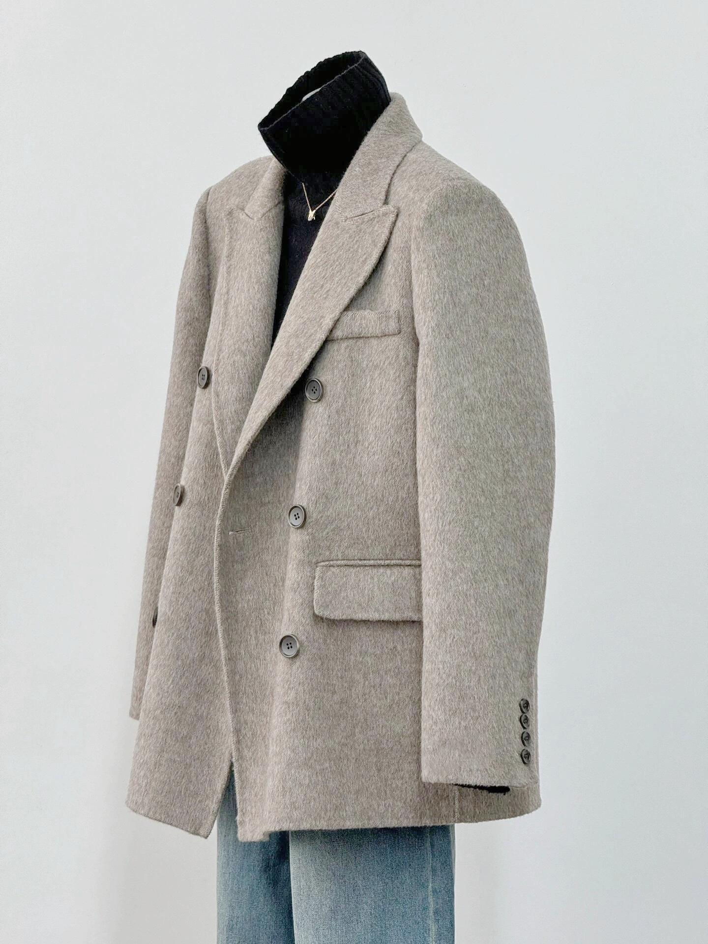 Petite Oatmeal Wool and Cashmere Overcoat for Women - High-End Feel, 2024 Autumn Winter Style, Elegant Outerwear Petite Oatmeal Wool and Cashmere Overcoat for Women - High-End Feel, 2024 Autumn Winter Style, Elegant Outerwear