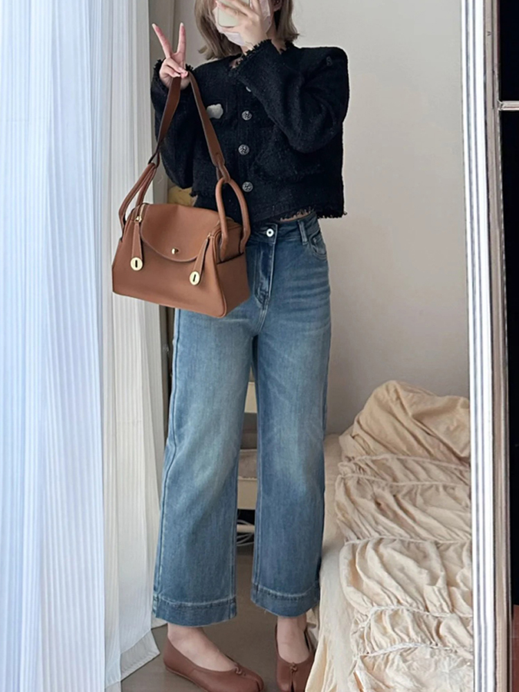 Petite Plus Size Slim-Fit Cigarette Jeans for Pear-Shaped Body - Wide Leg, Nine-Point Cut, Stylish Comfort Petite Plus Size Slim-Fit Cigarette Jeans for Pear-Shaped Body - Wide Leg, Nine-Point Cut, Stylish Comfort