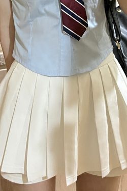 Petite Puff Sleeve JK Uniform Set with Waist-Defined Short Sleeve Shirt and Pudding Bear Design for Summer Women’s Fashion