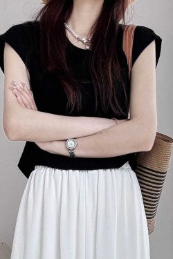 Petite U-Neck Cotton T-Shirt with Flutter Sleeves - Comfortable Summer 2025 Short Sleeve Top in Lazy Style for Casual Looks