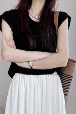 Petite U-Neck Cotton T-Shirt with Flutter Sleeves - Comfortable Summer 2025 Short Sleeve Top in Lazy Style for Casual Looks