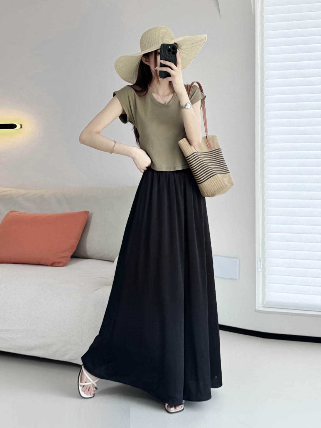 Petite U-Neck Cotton T-Shirt with Flutter Sleeves - Comfortable Summer 2025 Short Sleeve Top in Lazy Style for Casual Looks Petite U-Neck Cotton T-Shirt with Flutter Sleeves - Comfortable Summer 2025 Short Sleeve Top in Lazy Style for Casual Looks