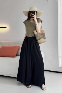 Petite U-Neck Cotton T-Shirt with Flutter Sleeves - Comfortable Summer 2025 Short Sleeve Top in Lazy Style for Casual Looks