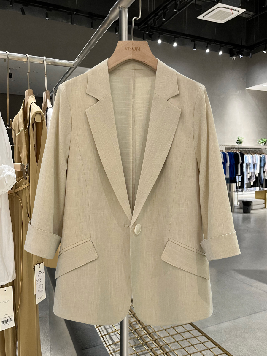 Petite Women's Spring Summer Beige Thin Three-Quarter Sleeve Suit Jacket - Short Fit, Trendy Fashion Outerwear Petite Women's Spring Summer Beige Thin Three-Quarter Sleeve Suit Jacket - Short Fit, Trendy Fashion Outerwear