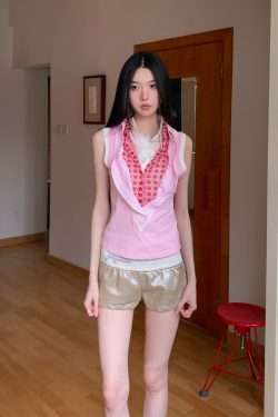 Pink Multi-Collar V-Neck Shirt Vest - Soft Comfortable Short-Sleeve Top for Versatile OL Style
