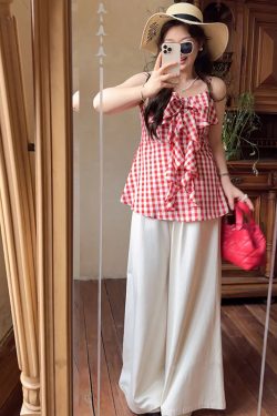 Plaid Bow Tie Sleeveless Top for Plus Size Women - Flattering Summer Blouse for Curvy Figures, Sweet Design and Age-Reducing Style