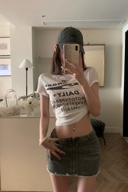 Playful Leg Essence Gray Vintage Denim Bodycon Mini Skirt with Tassels - Summer Hot Girl Style, 90s-Inspired Half Skirt