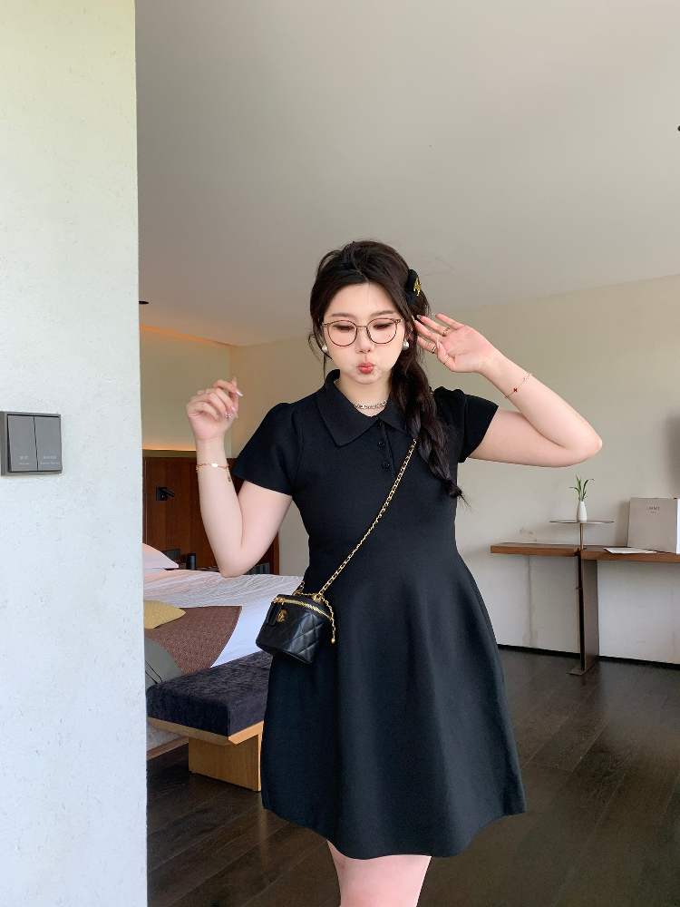 Playful Plus Size Little Black Dress with Polo Collar, Stretchy Slimming Puff A-Line Design for Effortless Style Playful Plus Size Little Black Dress with Polo Collar, Stretchy Slimming Puff A-Line Design for Effortless Style