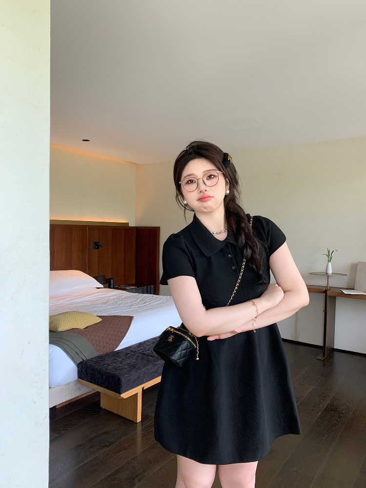 Playful Plus Size Little Black Dress with Polo Collar, Stretchy Slimming Puff A-Line Design for Effortless Style Playful Plus Size Little Black Dress with Polo Collar, Stretchy Slimming Puff A-Line Design for Effortless Style