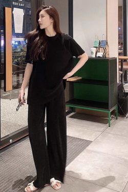 Pleated Two-Piece Set, Miyake Pleats, Slimming Casual Women's Round Neck Top with Straight Floor-Length Pants, Spring/Summer Fashion