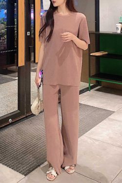 Pleated Two-Piece Set, Miyake Pleats, Slimming Casual Women's Round Neck Top with Straight Floor-Length Pants, Spring/Summer Fashion