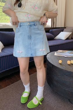 Plus Size A-Line Denim Skirt for Women, Buckle Spliced Design, 2025 Summer Fashion, Trendy Short Skirt for Curvy Style