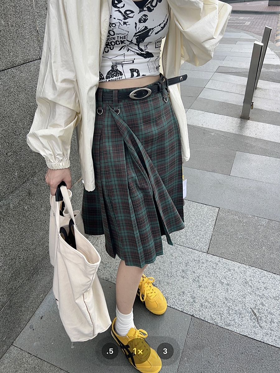 Plus Size A-Line Plaid High-Waisted Mid-Length Pleated Skirt - Women's American College Style Umbrella Skirt Plus Size A-Line Plaid High-Waisted Mid-Length Pleated Skirt - Women's American College Style Umbrella Skirt