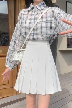 Plus Size A-Line Pleated Skirt for Women - Slimming Versatile Short Skirt, Anti-Exposure Design, Ideal for Students and Everyday Wear