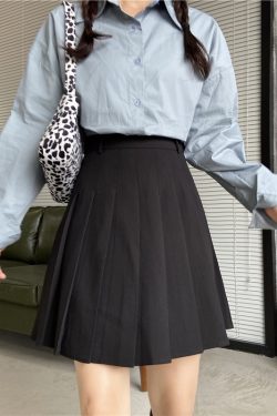 Plus Size A-Line Pleated Skirt for Women - Slimming Versatile Short Skirt, Anti-Exposure Design, Ideal for Students and Everyday Wear