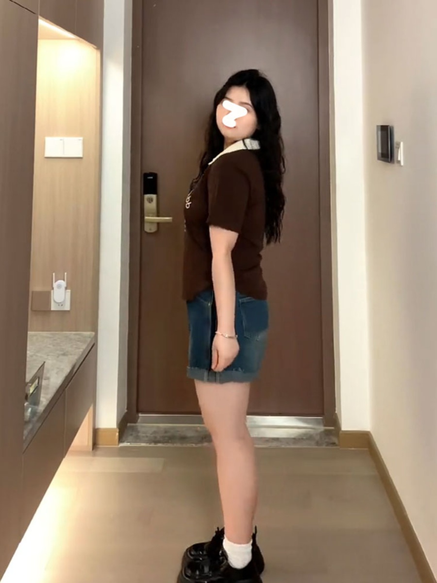 Plus Size American Retro Short Sleeve Polo Collar V-Neck Cropped T-Shirt for Women - Flattering Summer Top for Curvy Figures Plus Size American Retro Short Sleeve Polo Collar V-Neck Cropped T-Shirt for Women - Flattering Summer Top for Curvy Figures