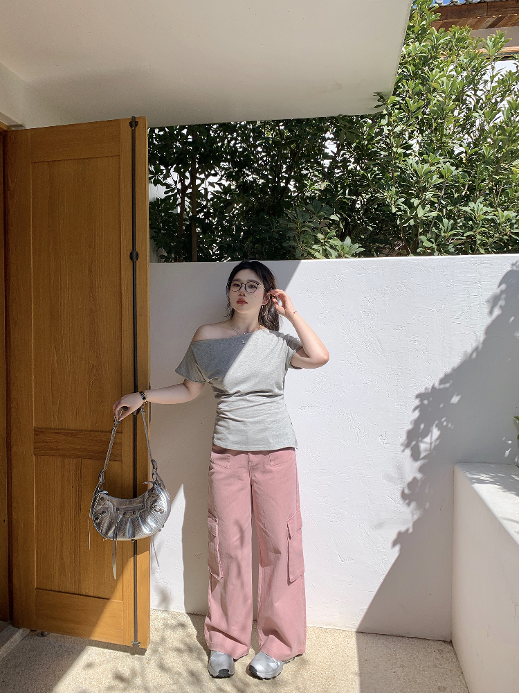 Plus Size American Retro Straight-Leg Multi-Pocket Wide-Leg Casual Work Pants for a Cool 90s Vibe Plus Size American Retro Straight-Leg Multi-Pocket Wide-Leg Casual Work Pants for a Cool 90s Vibe