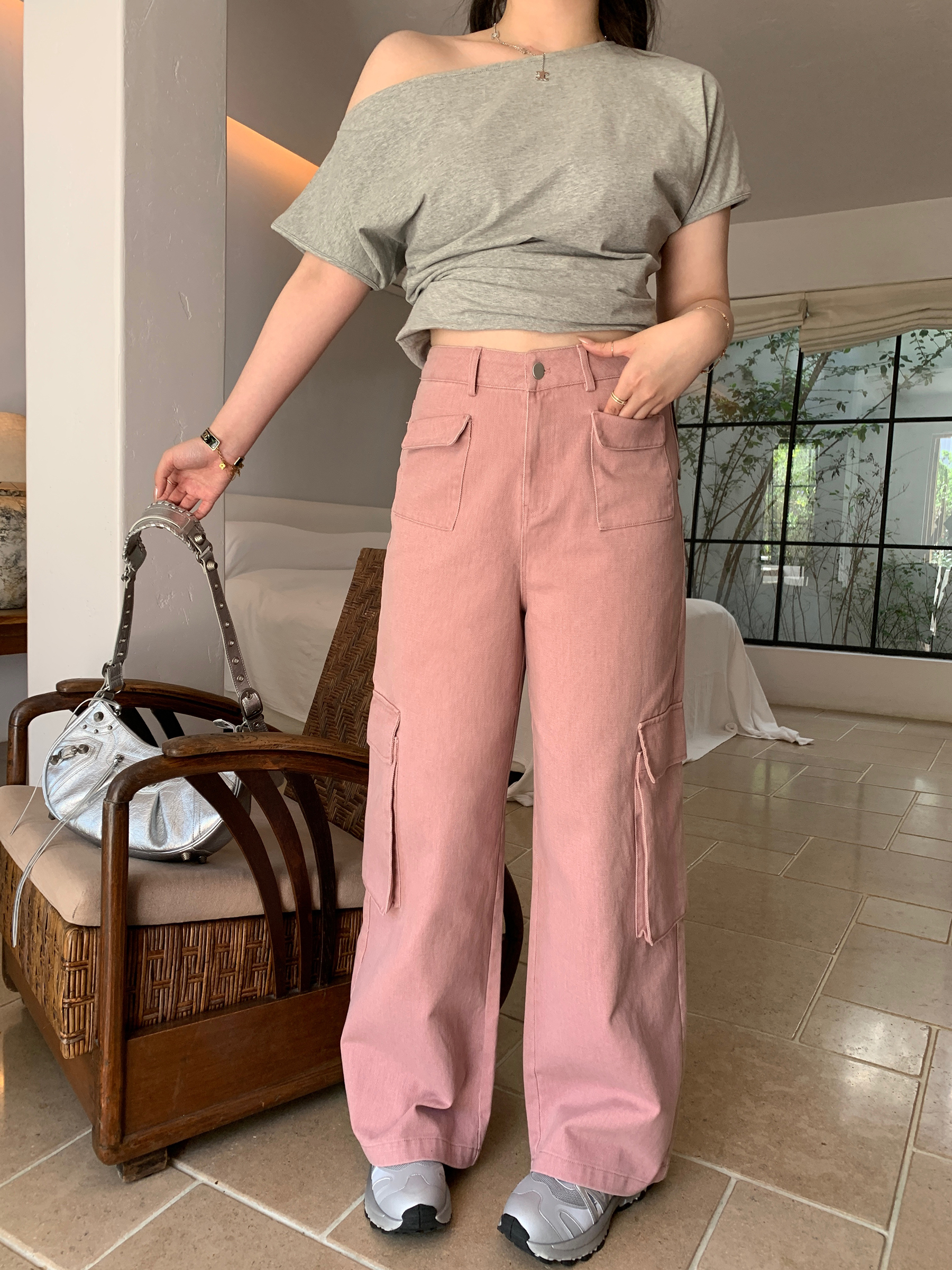 Plus Size American Retro Straight-Leg Multi-Pocket Wide-Leg Casual Work Pants for a Cool 90s Vibe Plus Size American Retro Straight-Leg Multi-Pocket Wide-Leg Casual Work Pants for a Cool 90s Vibe