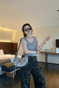 Plus Size Backless U-Neck Camisole Tank Top - Easy-to-Wear, Multi-Color Basic for Effortless Style