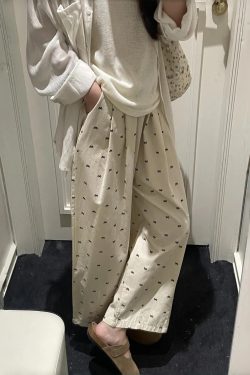 Plus Size Black and White Checkered Wide-Leg Pants for Women - Loose High-Waisted Trousers for Petite Sizes, 2025 Trend