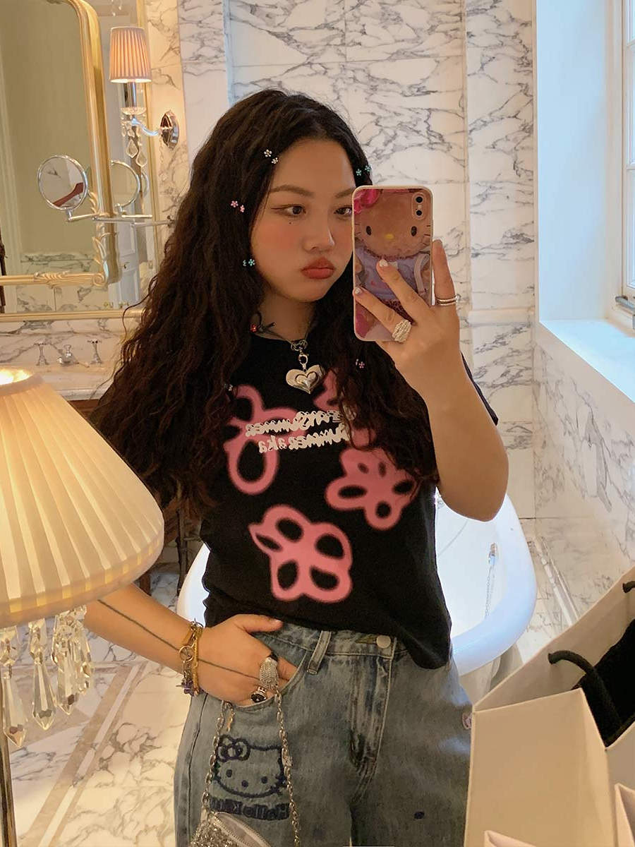 Plus Size Black Short-Sleeve T-Shirt for Women - 2025 Spring/Summer Shoulder-Detail Base Top, Casual Fashion Essential Plus Size Black Short-Sleeve T-Shirt for Women - 2025 Spring/Summer Shoulder-Detail Base Top, Casual Fashion Essential