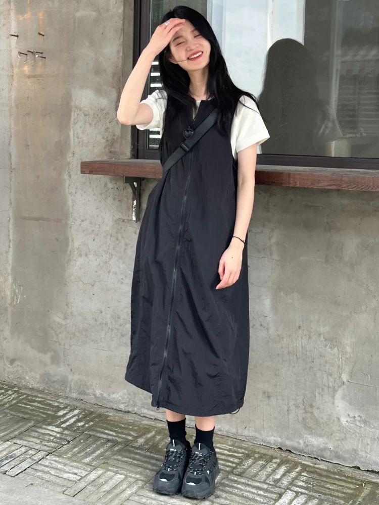 Plus Size Black Waist-Cinching Work Vest Dress for Women, Flattering Summer Strap Dress for Curvy Figures Plus Size Black Waist-Cinching Work Vest Dress for Women, Flattering Summer Strap Dress for Curvy Figures