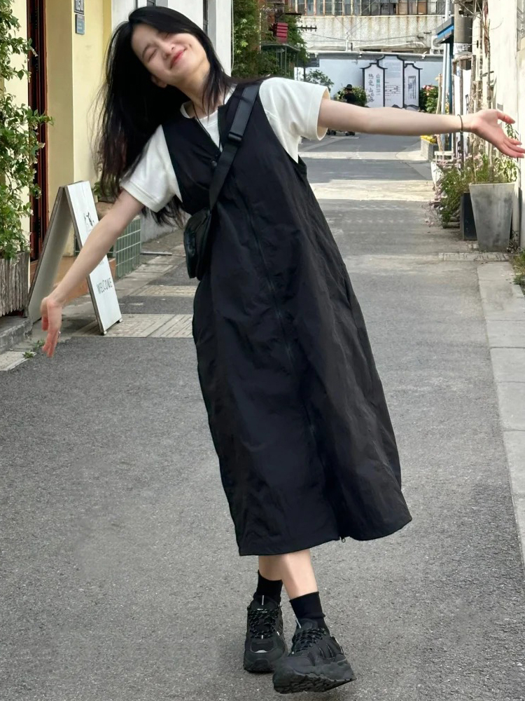 Plus Size Black Waist-Cinching Work Vest Dress for Women, Flattering Summer Strap Dress for Curvy Figures Plus Size Black Waist-Cinching Work Vest Dress for Women, Flattering Summer Strap Dress for Curvy Figures