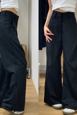Plus Size Black Wide-Leg Trousers for Women - High-Waisted, Loose Fit, Casual Pleated Pants for Summer 2025