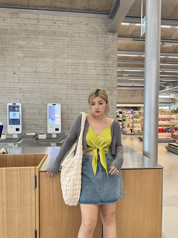 Plus-Size Camisole Top with Bow Detail - HyunA Style Sexy Wrap Top for Vacation & Party - Trendy Y2K Fashion Plus-Size Camisole Top with Bow Detail - HyunA Style Sexy Wrap Top for Vacation & Party - Trendy Y2K Fashion