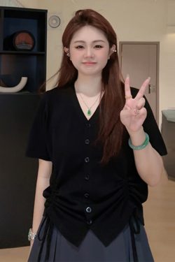 Plus Size Casual Loose Summer T-Shirt for Women, Slimming Drawstring Pleated V-Neck, Short Sleeve, Comfortable and Stylish Top