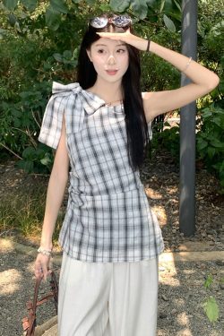 Plus Size Checkered Sleeveless Shirt for Women - Summer French Style Tie-Up Top, Slim Fit, Perfect for Casual Outings and Y2K Fashion