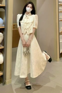 Plus-Size Chinese Style Short Sleeve Jacket for Women, Slimming High-Waisted Retro Half-Length Dress, Elegant National Wind Fashion