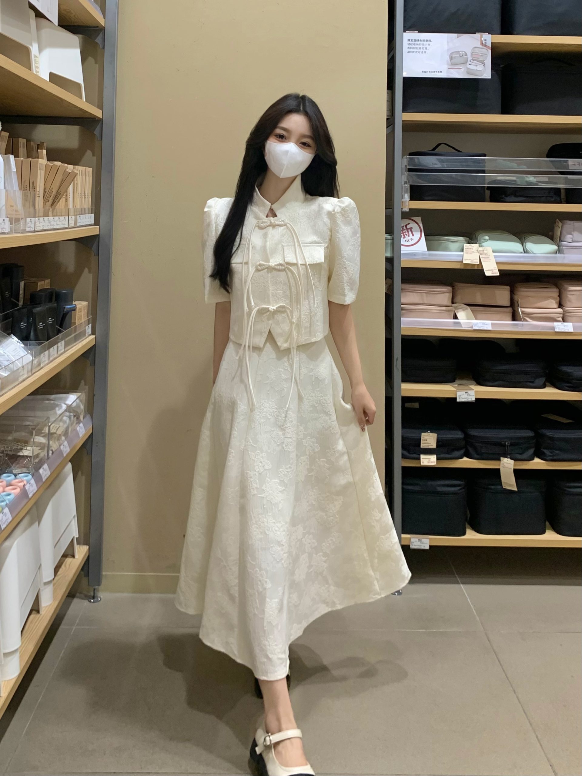 Plus-Size Chinese Style Short Sleeve Jacket for Women, Slimming High-Waisted Retro Half-Length Dress, Elegant National Wind Fashion Plus-Size Chinese Style Short Sleeve Jacket for Women, Slimming High-Waisted Retro Half-Length Dress, Elegant National Wind Fashion