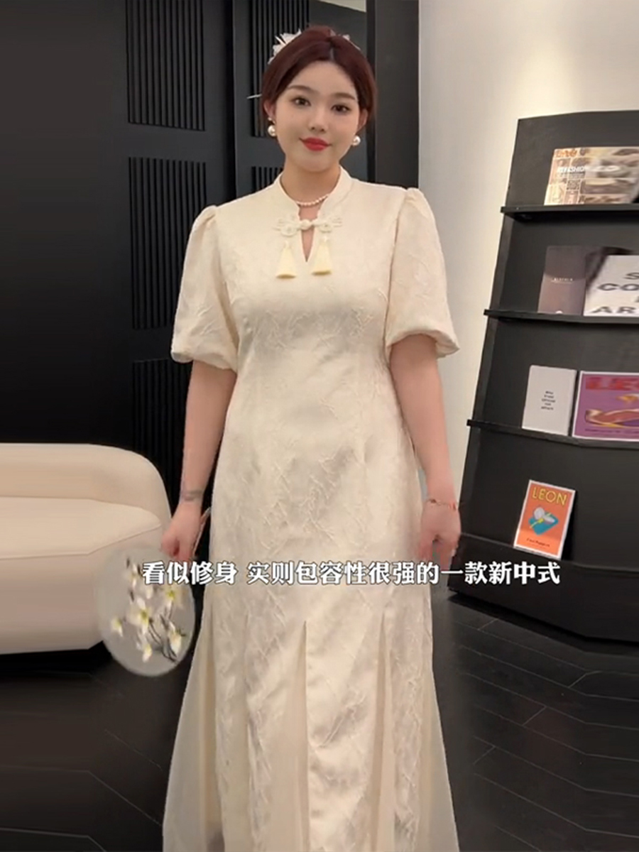 Plus-Size Chinese Style Summer Qipao Dress, Retro Mesh Splicing Skirt, Slimming National Wind Design for Plump Figures Plus-Size Chinese Style Summer Qipao Dress, Retro Mesh Splicing Skirt, Slimming National Wind Design for Plump Figures