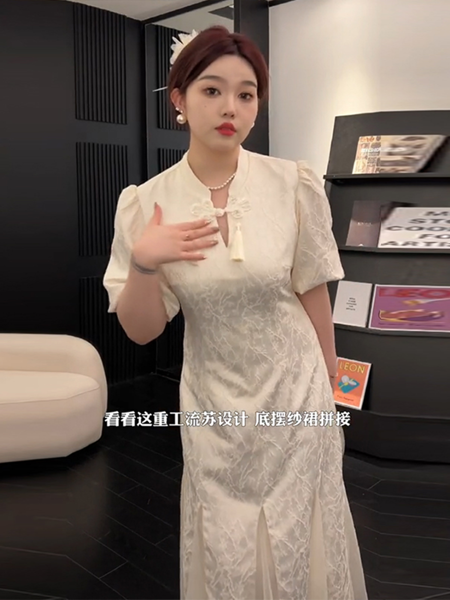 Plus-Size Chinese Style Summer Qipao Dress, Retro Mesh Splicing Skirt, Slimming National Wind Design for Plump Figures Plus-Size Chinese Style Summer Qipao Dress, Retro Mesh Splicing Skirt, Slimming National Wind Design for Plump Figures