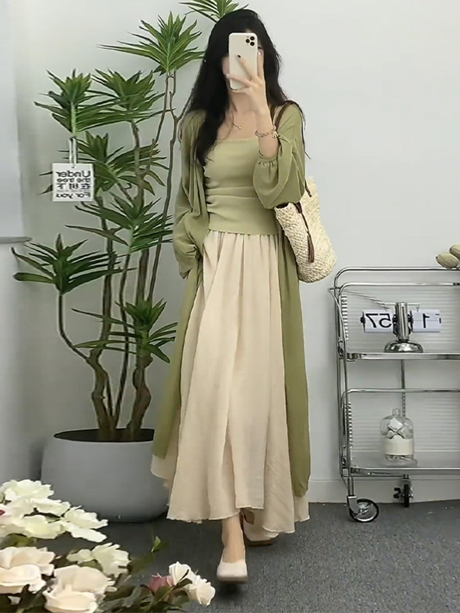 Plus-Size Chinese Style Zen-Inspired Three-Piece Set for Women - Lightweight Spring Outfit for Sun Protection and Flattering Fit Plus-Size Chinese Style Zen-Inspired Three-Piece Set for Women - Lightweight Spring Outfit for Sun Protection and Flattering Fit